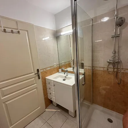 Paisible Avec Piscine *